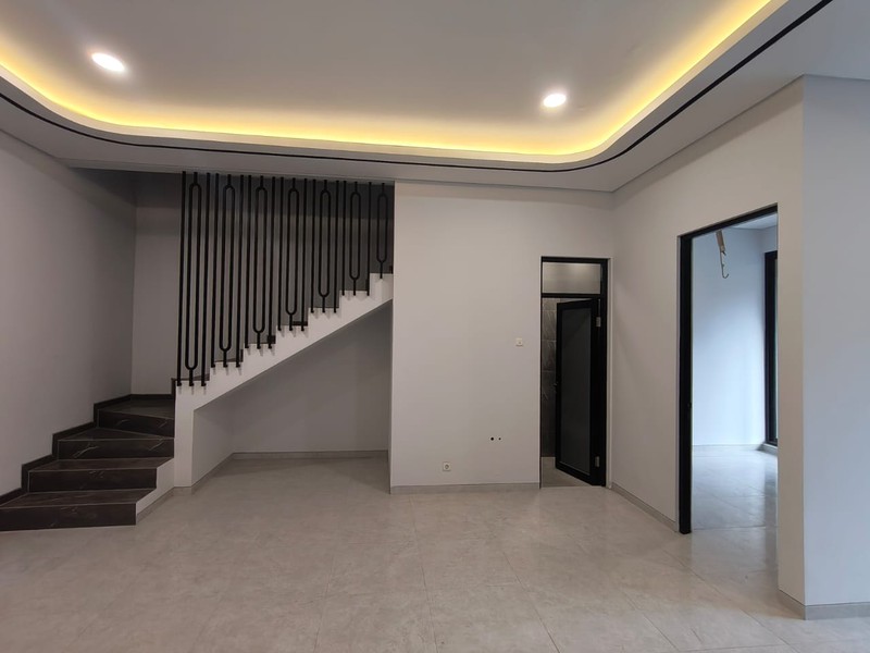 MURAH  2 M-an rumah Baru Manyar Tirtoyoso Utara Surabaya Timur Dekat SMA Petra 2 Manyar , Galaxy Mall, Kampus ITS - Ready  Siap Huni