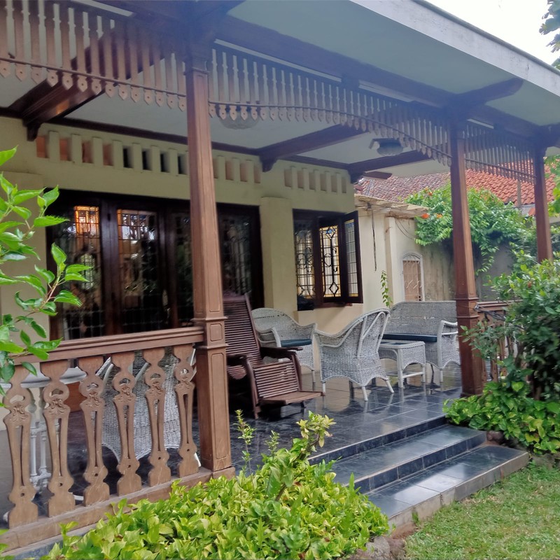 Dijual Rumah Unik Lokasi Strategis di Menteng, Jakarta Pusat
