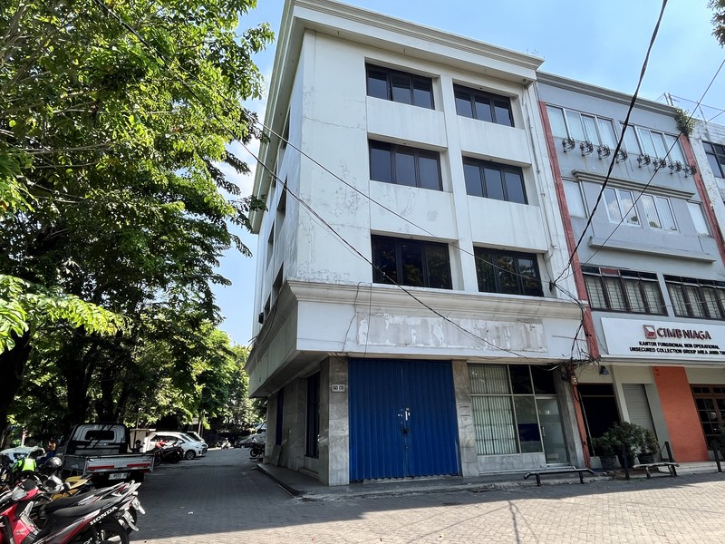Ruko 4 lantai dijual di Kompleks Ruko dekat Pasar Atom Surabaya