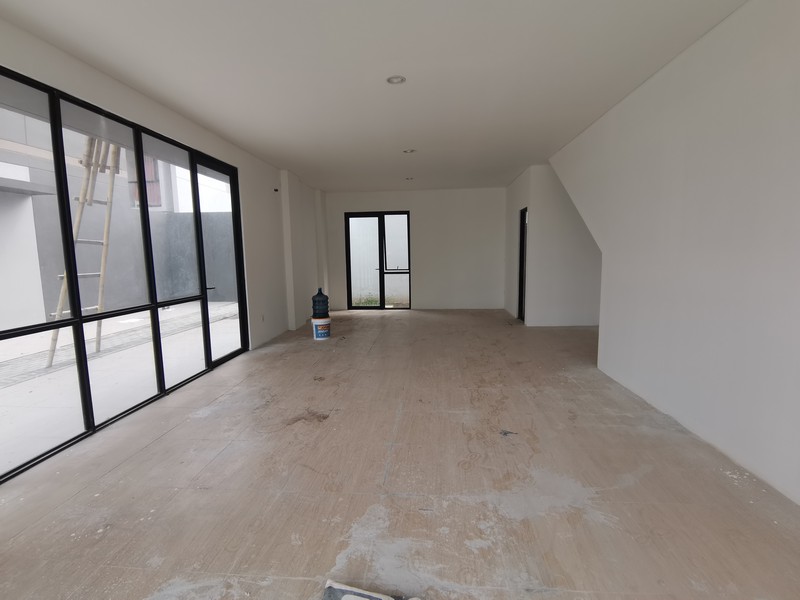 Ruko Gandeng The Hive Spark North Lippo Cikarang, seberang Central Park Meikarta
