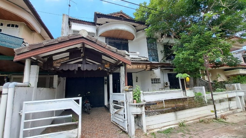 Rumah 2 Lantai dalam Perumahan Elit di Perum Puri Gejayan , Condong Catur Sleman 