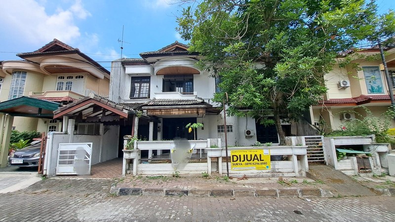 Rumah 2 Lantai dalam Perumahan Elit di Perum Puri Gejayan , Condong Catur Sleman 