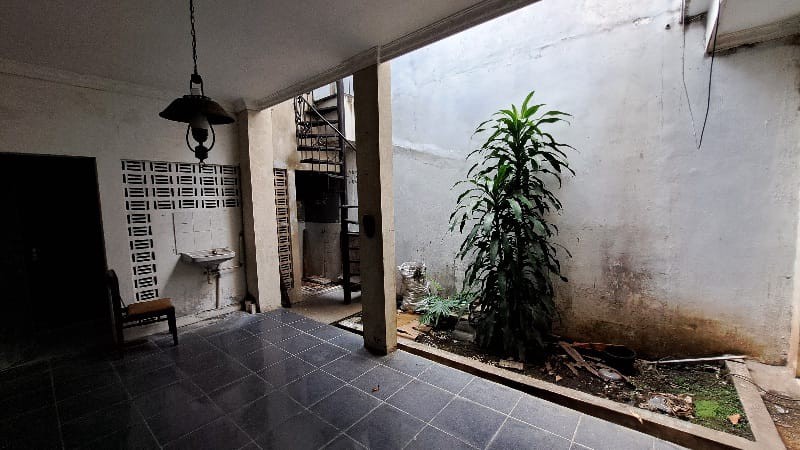 Rumah 2 Lantai dalam Perumahan Elit di Perum Puri Gejayan , Condong Catur Sleman 