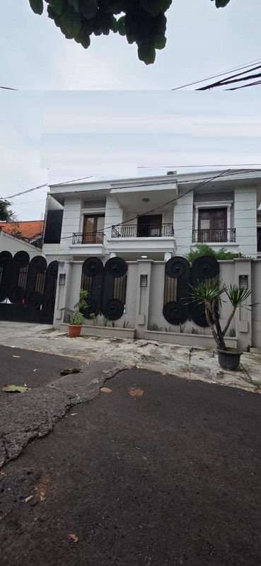 Rumah Mewah di Radio Dalam dekat dg PIM dan Blok M Jakarta Selatan...