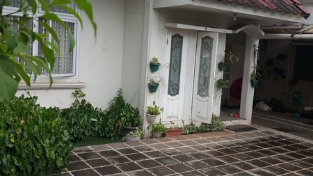 Dijual Rumah Terawat Lokasi Di Bintaro, Tangerang Selatan