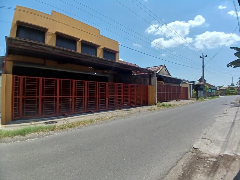 Diswakan Ruang Usaha 205 Meter Persegi Lokasi Dekat Pasar Ngoto, Banguntapan, Bantul