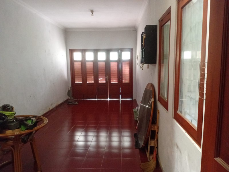 Rumah Dalam Perum Taman Griya Indah Lokasi Dekat Mirota Godean