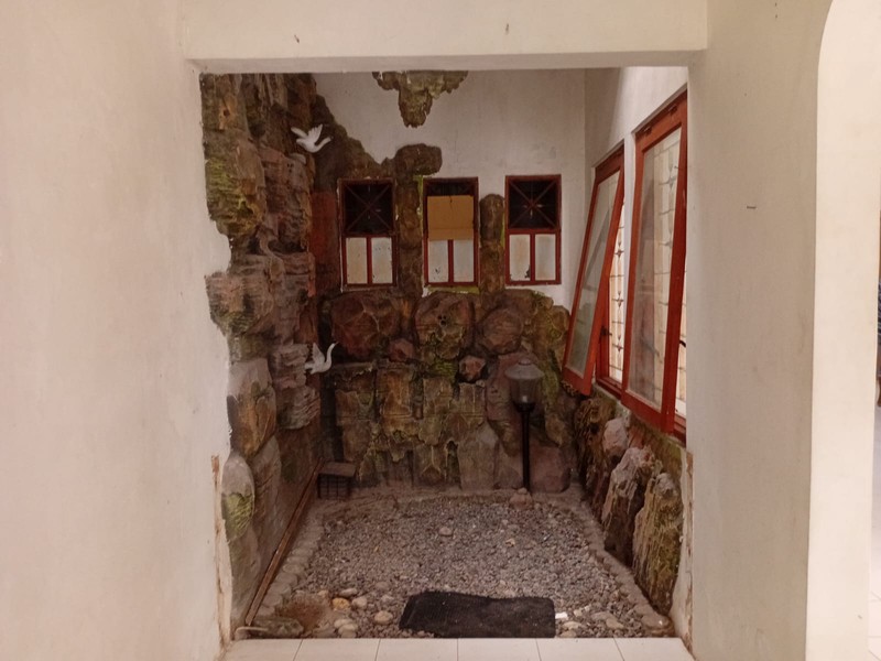 Rumah Dalam Perum Taman Griya Indah Lokasi Dekat Mirota Godean