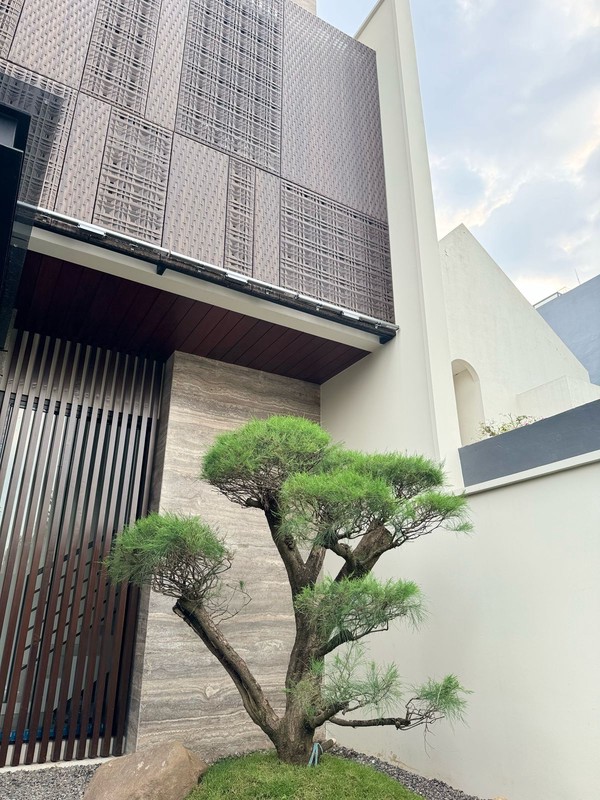 DIJUAL RUMAH BARU GRESS BUKIT GOLF INTERNASIONAL CITRALAND (Surabaya Barat)