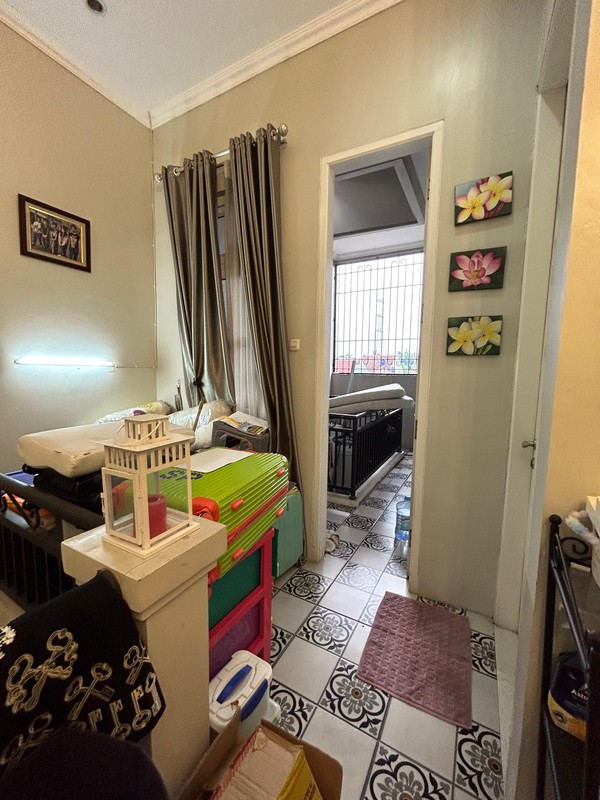 Hunian 2 Lantai Dalam Komplek di Cinere 10 menit ke Tol Limo