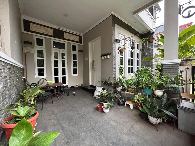 Hunian 2 Lantai Dalam Komplek di Cinere 10 menit ke Tol Limo