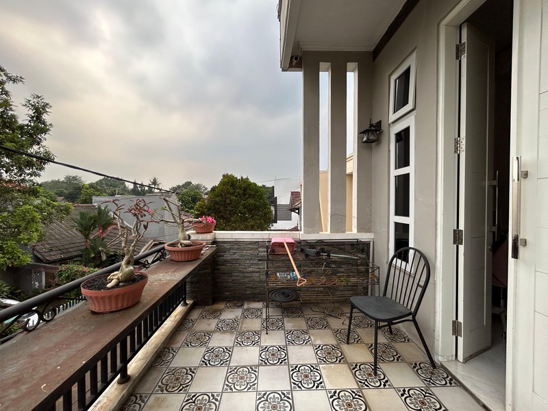 Hunian 2 Lantai Dalam Komplek di Cinere 10 menit ke Tol Limo