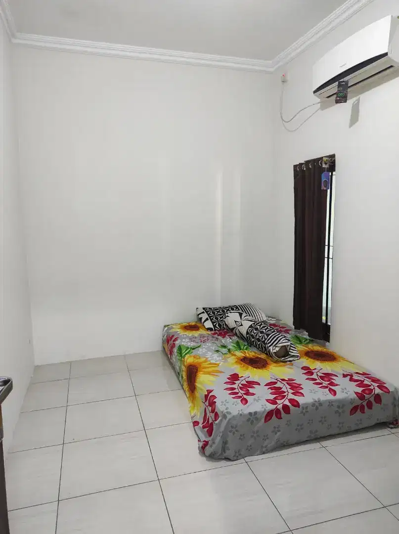 For Rent. Rumah luas di Bumi Puspitek Asri, Pagedangan