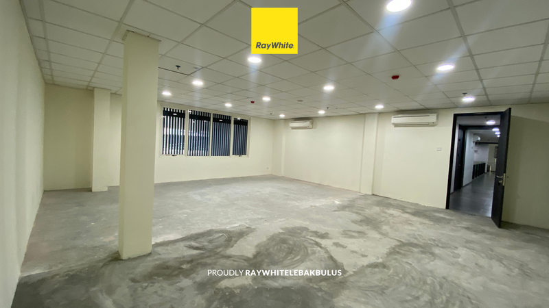 Disewakan Murah! Ruang Kantor/Tempat Usaha di Premium Area Wolter Monginsidi, Jakarta Selatan
