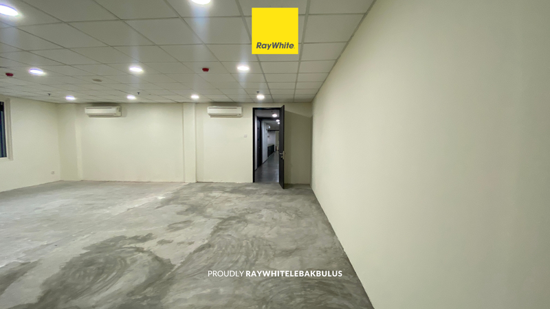 Disewakan Murah! Ruang Kantor/Tempat Usaha di Premium Area Wolter Monginsidi, Jakarta Selatan