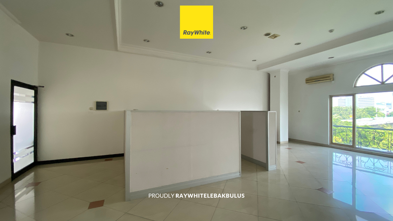 Disewakan Murah! Ruang Kantor di Premium Area Wolter Monginsidi, Jakarta Selatan