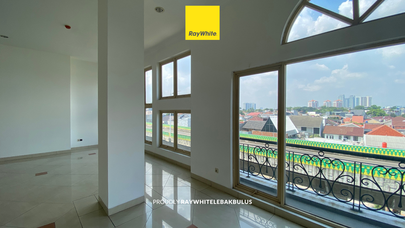 Disewakan Murah! Ruang Kantor di Premium Area Wolter Monginsidi, Jakarta Selatan