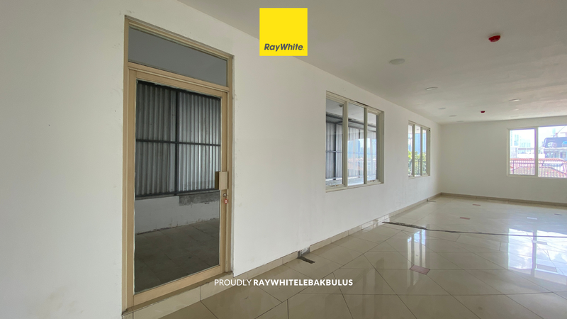 Disewakan Murah! Ruang Kantor di Premium Area Wolter Monginsidi, Jakarta Selatan