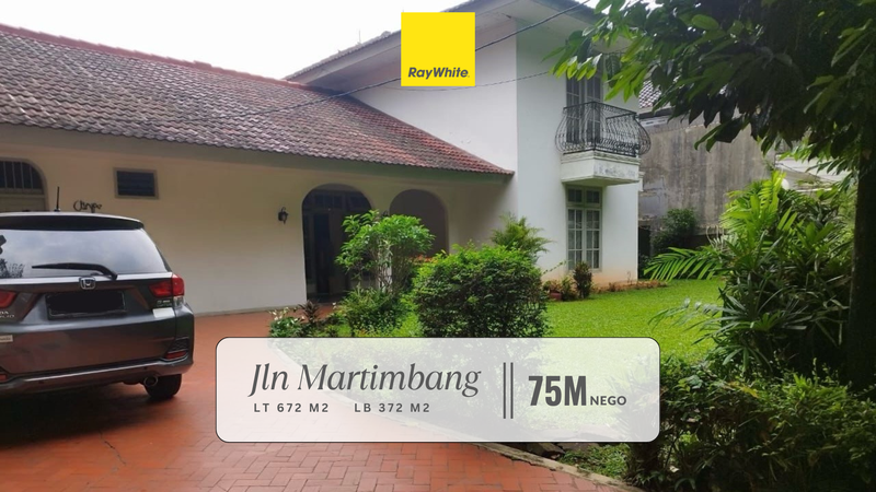 Dijual Cepat! Rumah Klasik di Area Premium Jl Martimbang