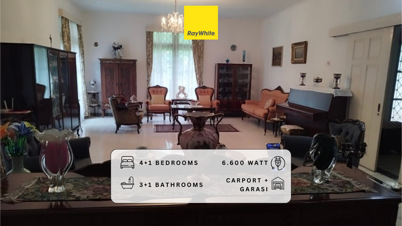 Dijual Cepat! Rumah Klasik di Area Premium Jl Martimbang