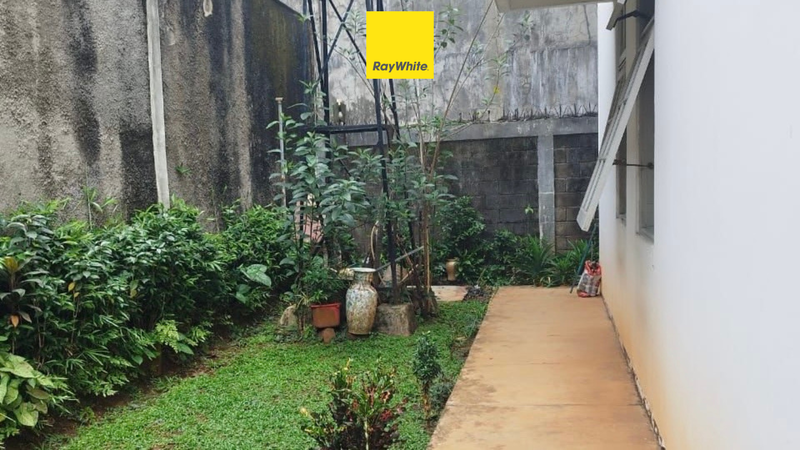 Dijual Cepat! Rumah Klasik di Area Premium Jl Martimbang