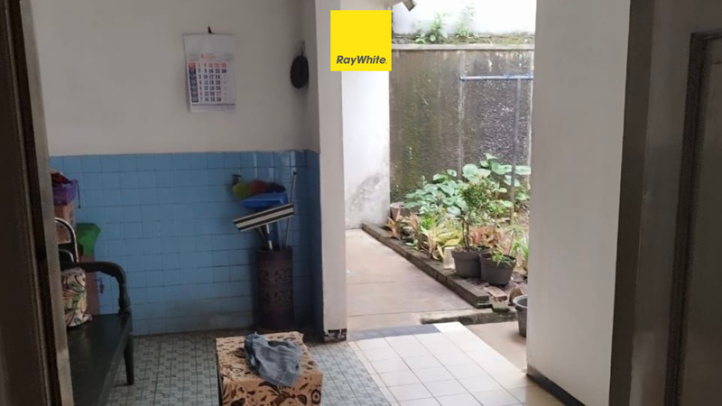 Dijual Cepat! Rumah Klasik di Area Premium Jl Martimbang