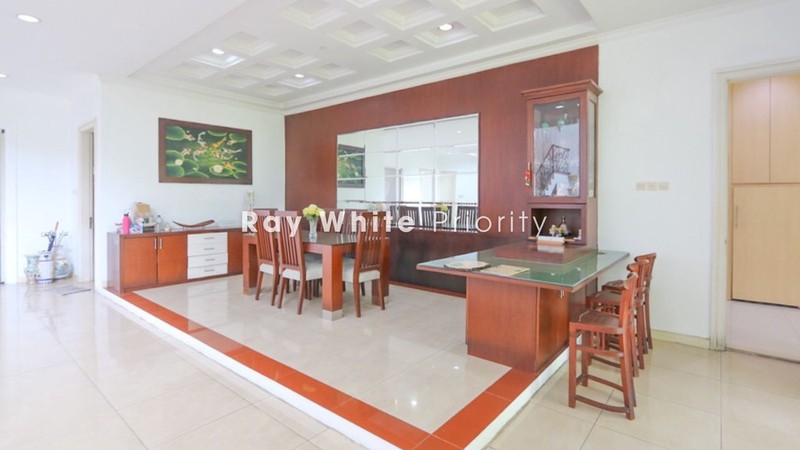 Rumah Mewah Desain Elegan di Alam Sutera, Serpong Utara