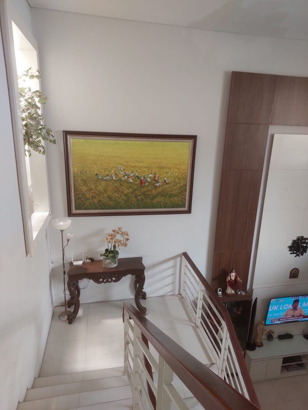 Murah Luas 375 M2 Dijual Rumah Royal Residence Richmond Semi Furnished Modern Garasi Carport 4 Mobil Dekat Citraland , Pakuwon Indah, Graha Family
