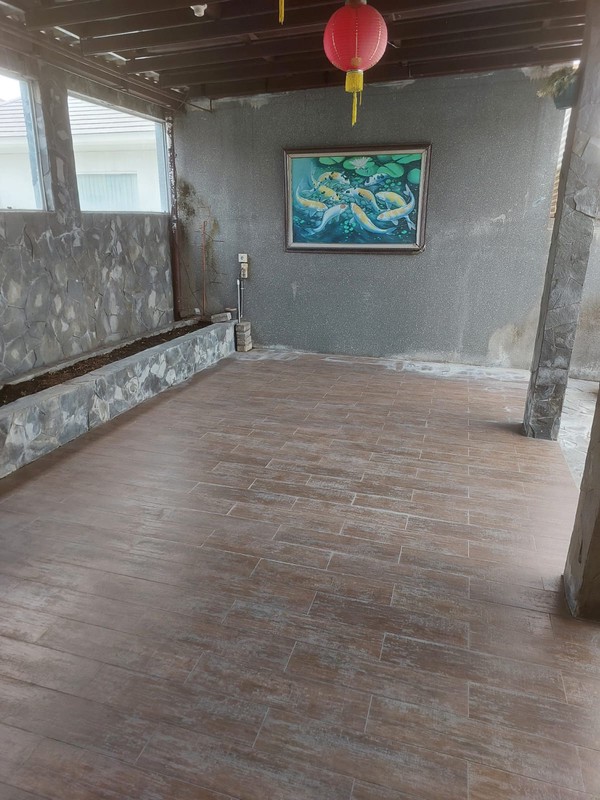 Murah Luas 375 M2 Dijual Rumah Royal Residence Richmond Semi Furnished Modern Garasi Carport 4 Mobil Dekat Citraland , Pakuwon Indah, Graha Family