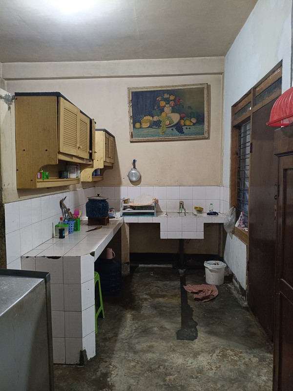Rumah Dijual 2 Lantai SHM di Rewin Sidoarjo - Strategis