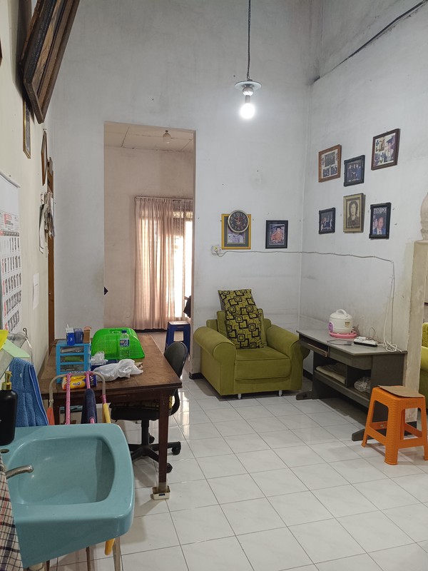 Rumah Dijual 2 Lantai SHM di Rewin Sidoarjo - Strategis