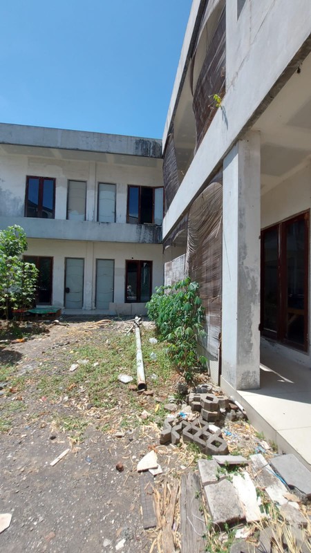 Central Surabaya Freehold Plot - 980 sqm, Clean SHM Title