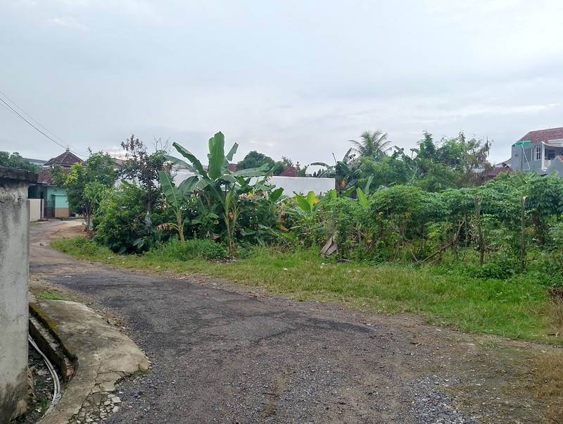 Dijual tanah luas 4500 di Bumi Manti, Kedaton