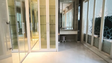 Dijual Cepat Rumah kondisi sangat bagus istimewa full furnish 2 lantai Minimalis Wisata Bukit Mas