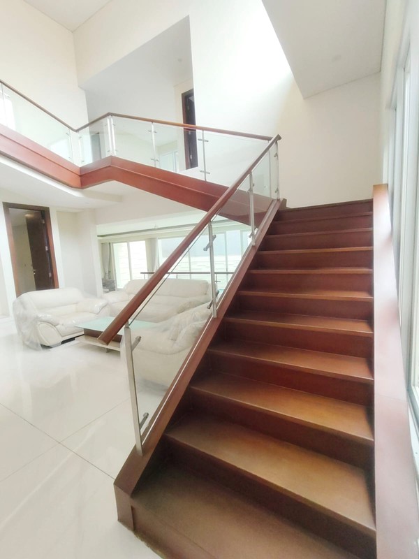 Rumah Bagus Di Gedung Hijau Pondok Indah Jakarta Selatan