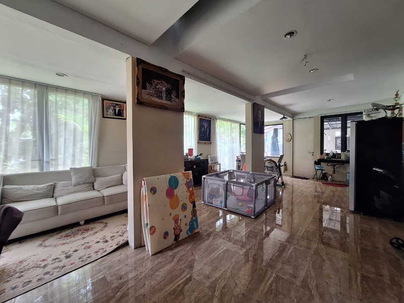 Rumah Bagus Di Ozone Residence Veteran Bintaro Jakarta Selatan