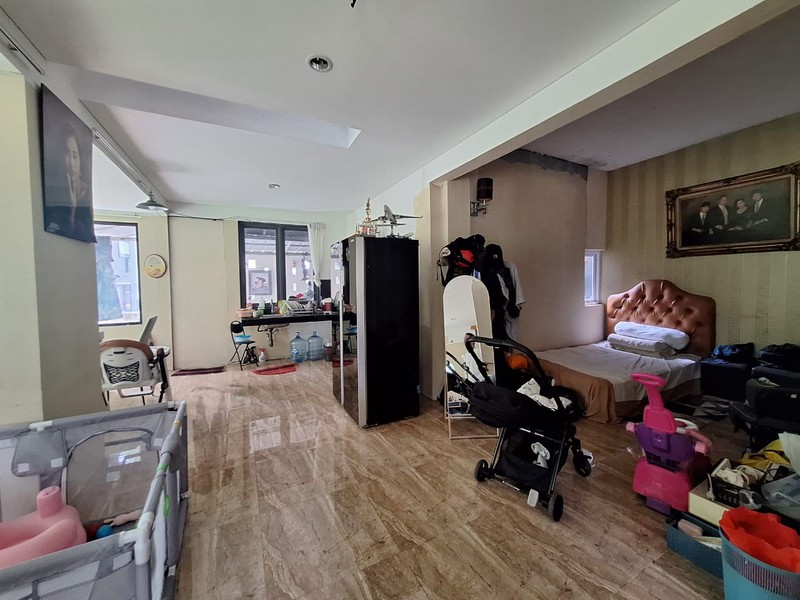 Rumah Bagus Di Ozone Residence Veteran Bintaro Jakarta Selatan