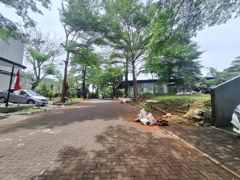 Rumah Bagus Di Ozone Residence Veteran Bintaro Jakarta Selatan