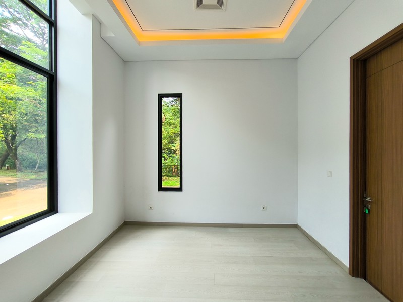 Rumah Bagus Di Delatinos, Cluster Costarica BSD Tangerang Selatan