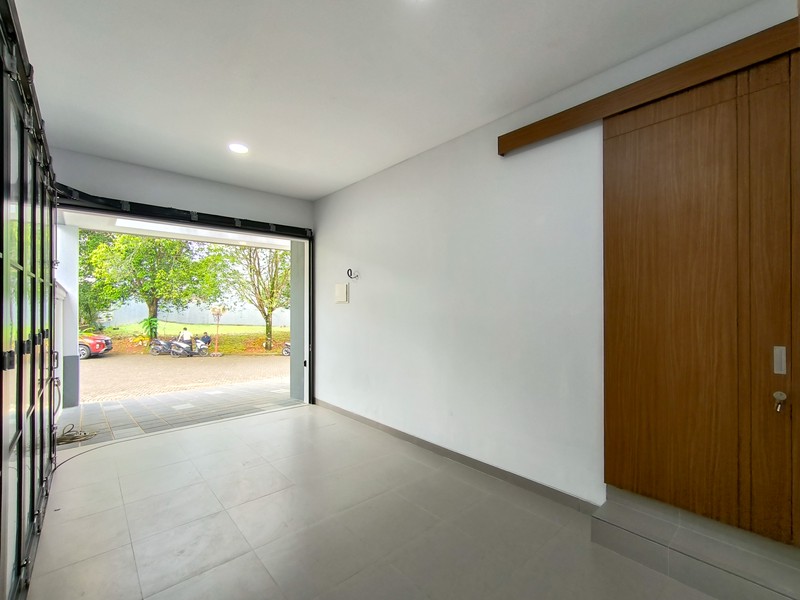 Rumah Bagus Di Delatinos, Cluster Costarica BSD Tangerang Selatan