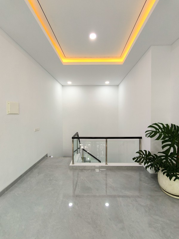 Rumah Bagus Di Delatinos, Cluster Costarica BSD Tangerang Selatan