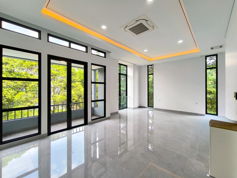 Rumah Bagus Di Delatinos, Cluster Costarica BSD Tangerang Selatan