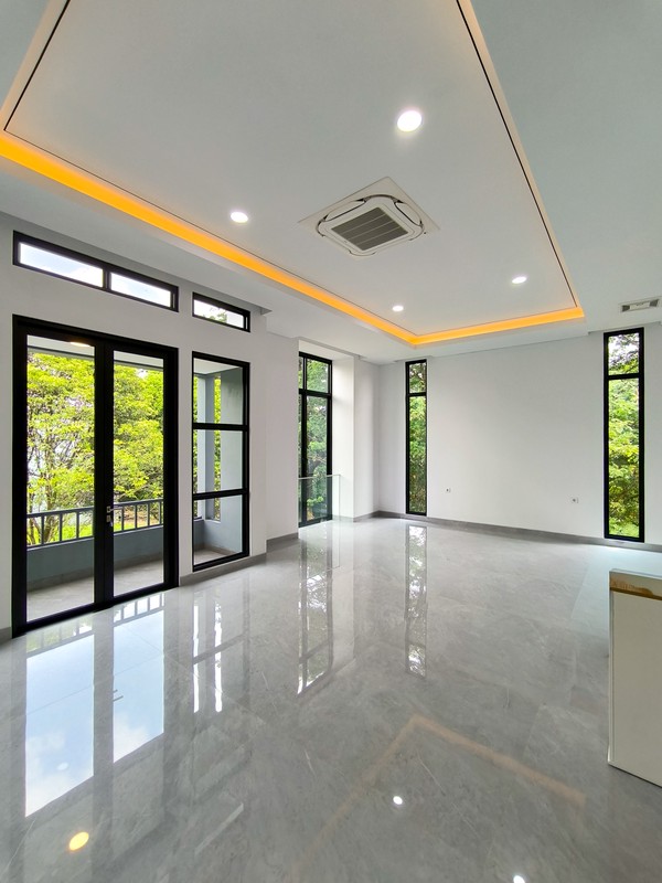 Rumah Bagus Di Delatinos, Cluster Costarica BSD Tangerang Selatan