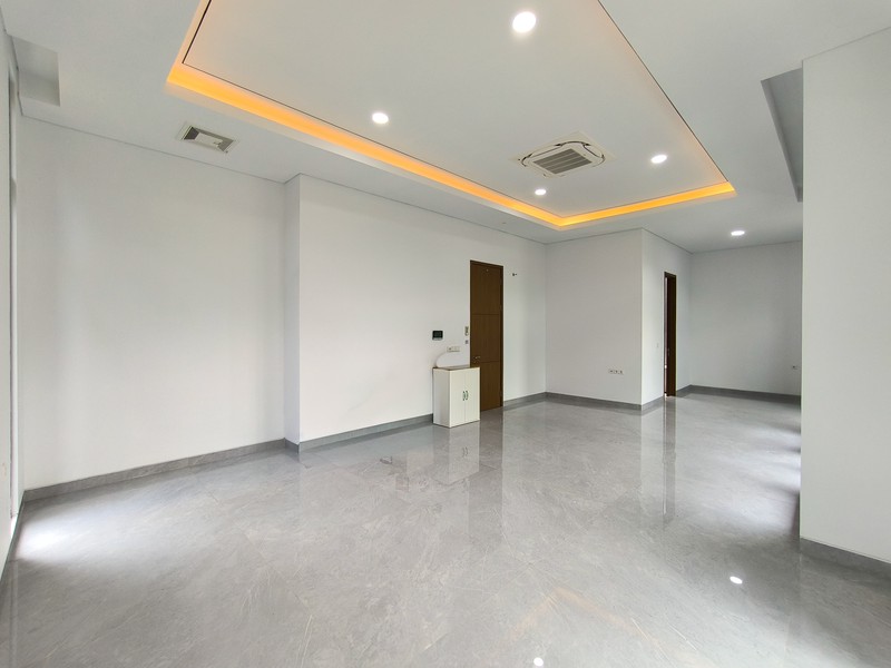 Rumah Bagus Di Delatinos, Cluster Costarica BSD Tangerang Selatan