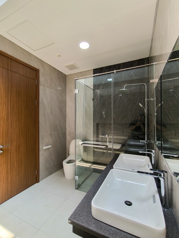 Rumah Bagus Di Delatinos, Cluster Costarica BSD Tangerang Selatan