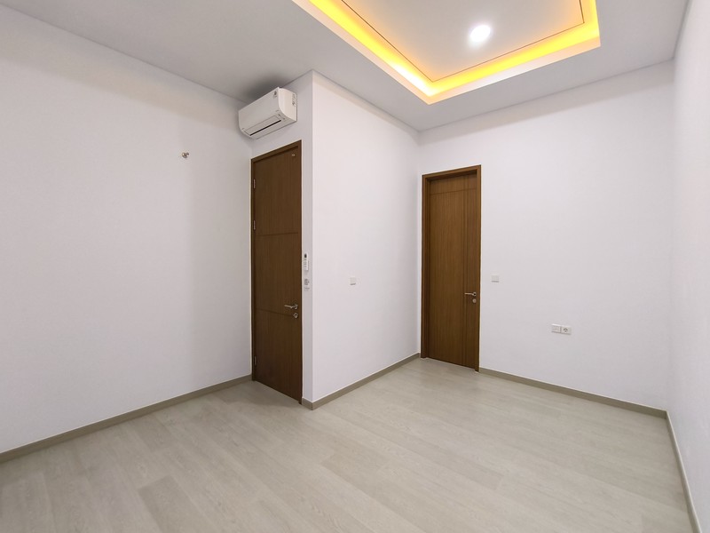 Rumah Bagus Di Delatinos, Cluster Costarica BSD Tangerang Selatan