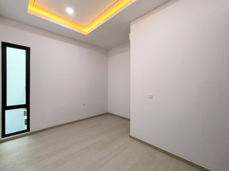 Rumah Bagus Di Delatinos, Cluster Costarica BSD Tangerang Selatan