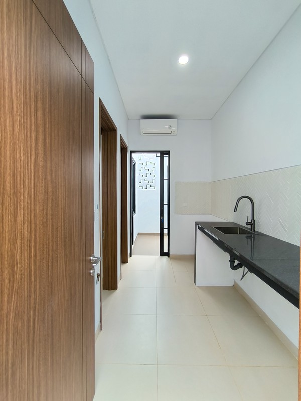 Rumah Bagus Di Delatinos, Cluster Costarica BSD Tangerang Selatan