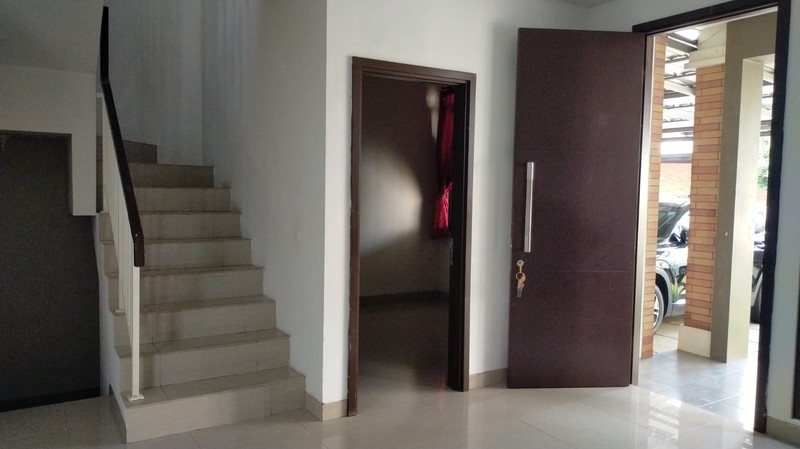 Hot Rent. Rumah modern Mozia Avezza, BSD