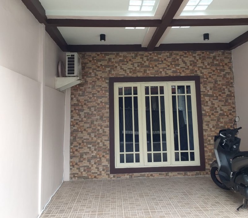 Rumah Nyaman Daerah Tebet -  Jakarta Selatan